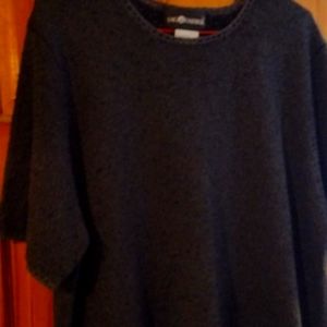 Dark gray short sleeve sweater